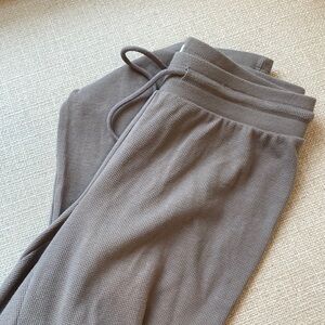 aritzia waffle taupe pants